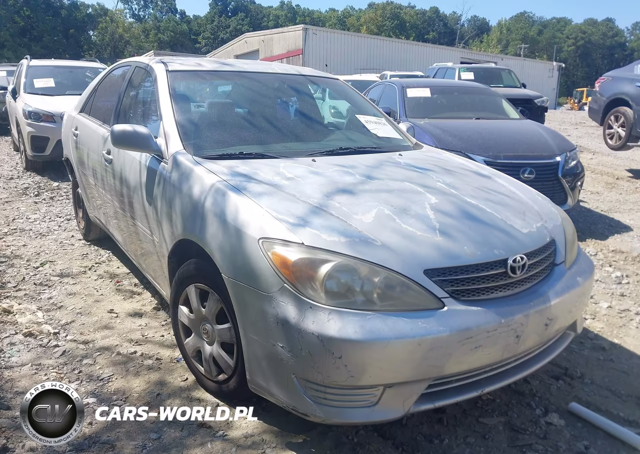 2004 Toyota Camry Le