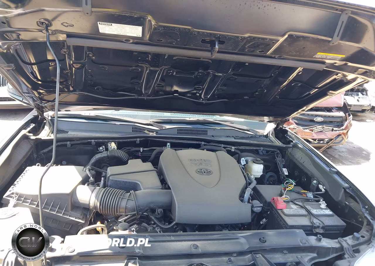 2023 Toyota Tacoma Sr V6 VIN:3TYCZ5AN1PT117219 - 10
