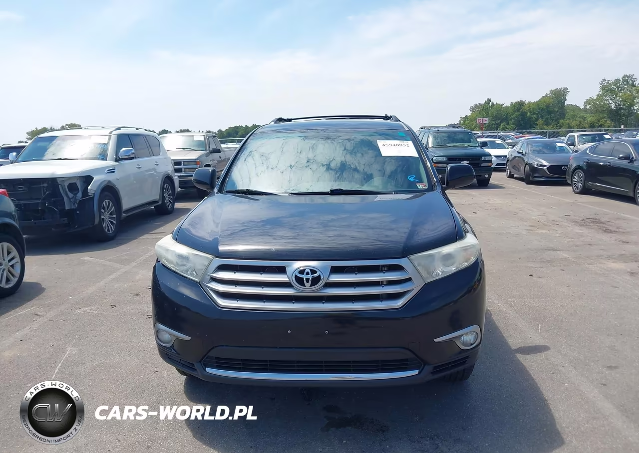 2013 Toyota Highlander Base Plus V6 VIN:5TDBK3EH1DS182703 - 12