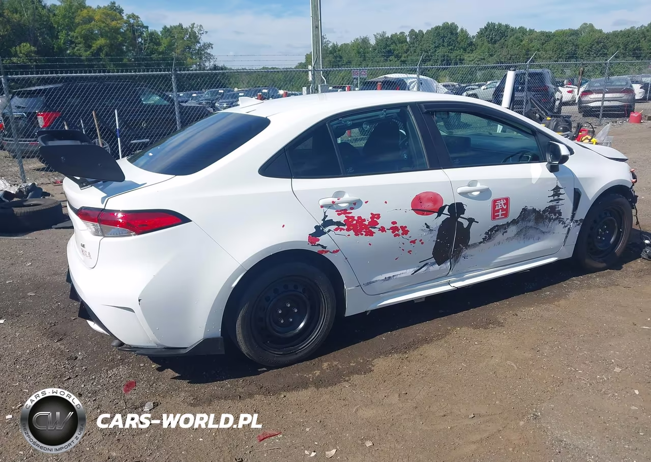 2022 Toyota Corolla Le VIN:5YFEPMAE3NP273532 - 4