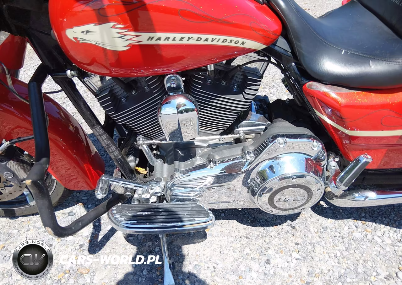 2010 Harley-Davidson Flhxse VIN:1HD1PZ811AB952365 - 9