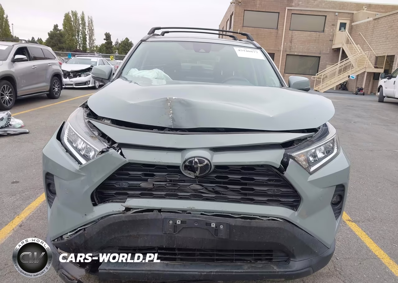 2021 Toyota Rav4 Xle Premium VIN:2T3A1RFV2MW203983 - 12