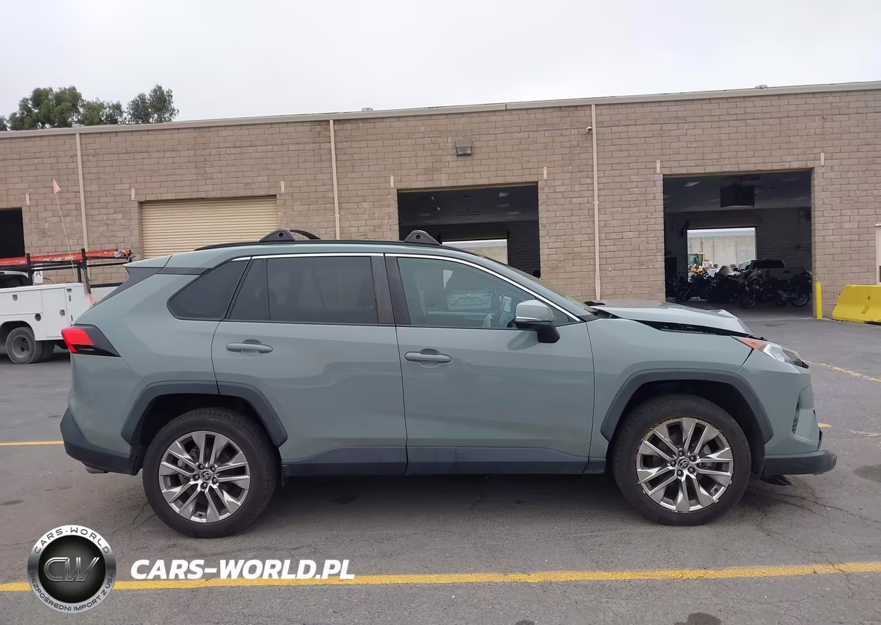 2021 Toyota Rav4 Xle Premium VIN:2T3A1RFV2MW203983 - 13