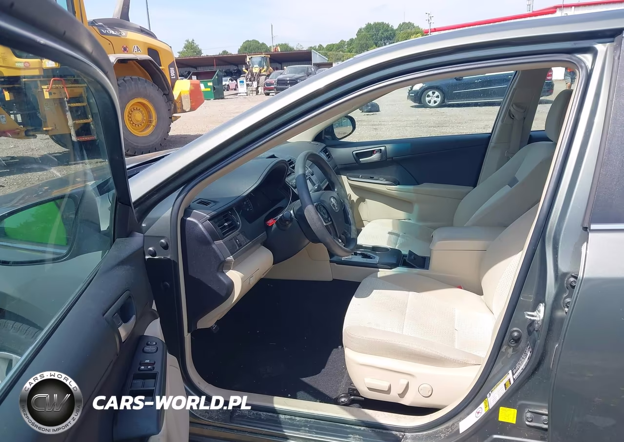 2014 Toyota Camry Le VIN:4T1BF1FK3EU835303 - 5