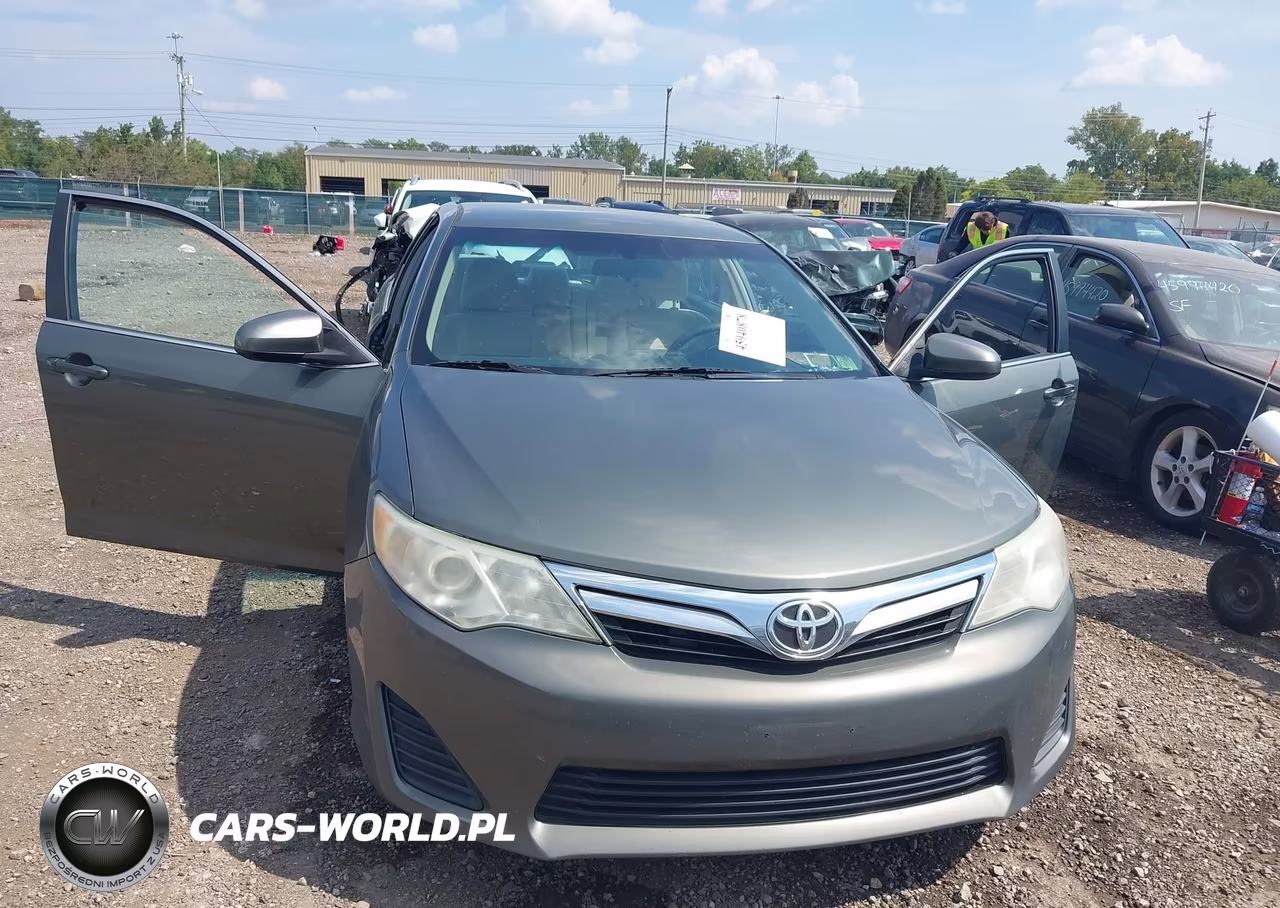 2014 Toyota Camry Le VIN:4T1BF1FK3EU835303 - 6