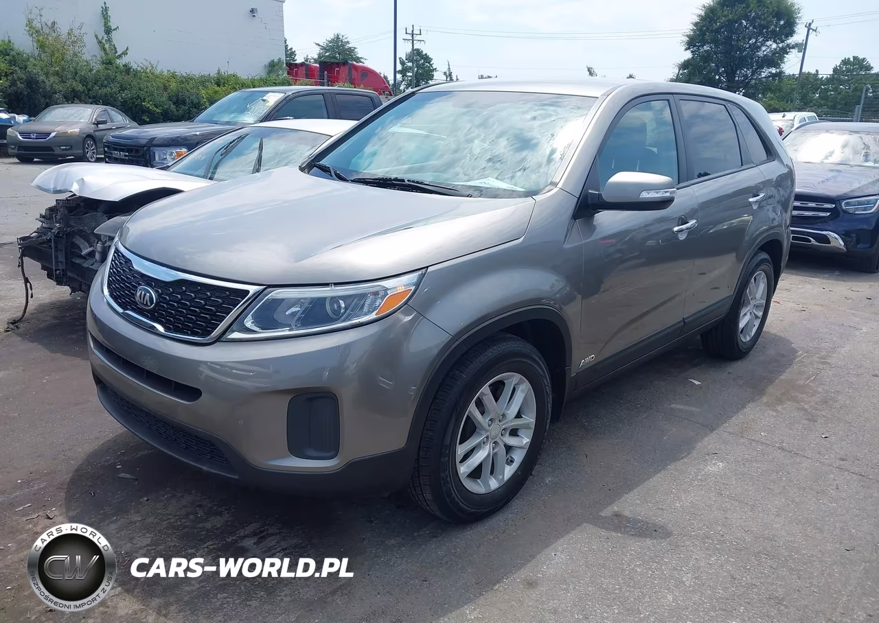 2015 Kia Sorento Lx VIN:5XYKTCA62FG552798 - 2