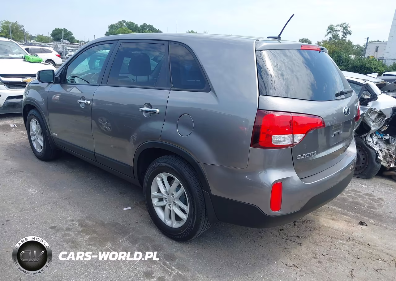 2015 Kia Sorento Lx VIN:5XYKTCA62FG552798 - 3