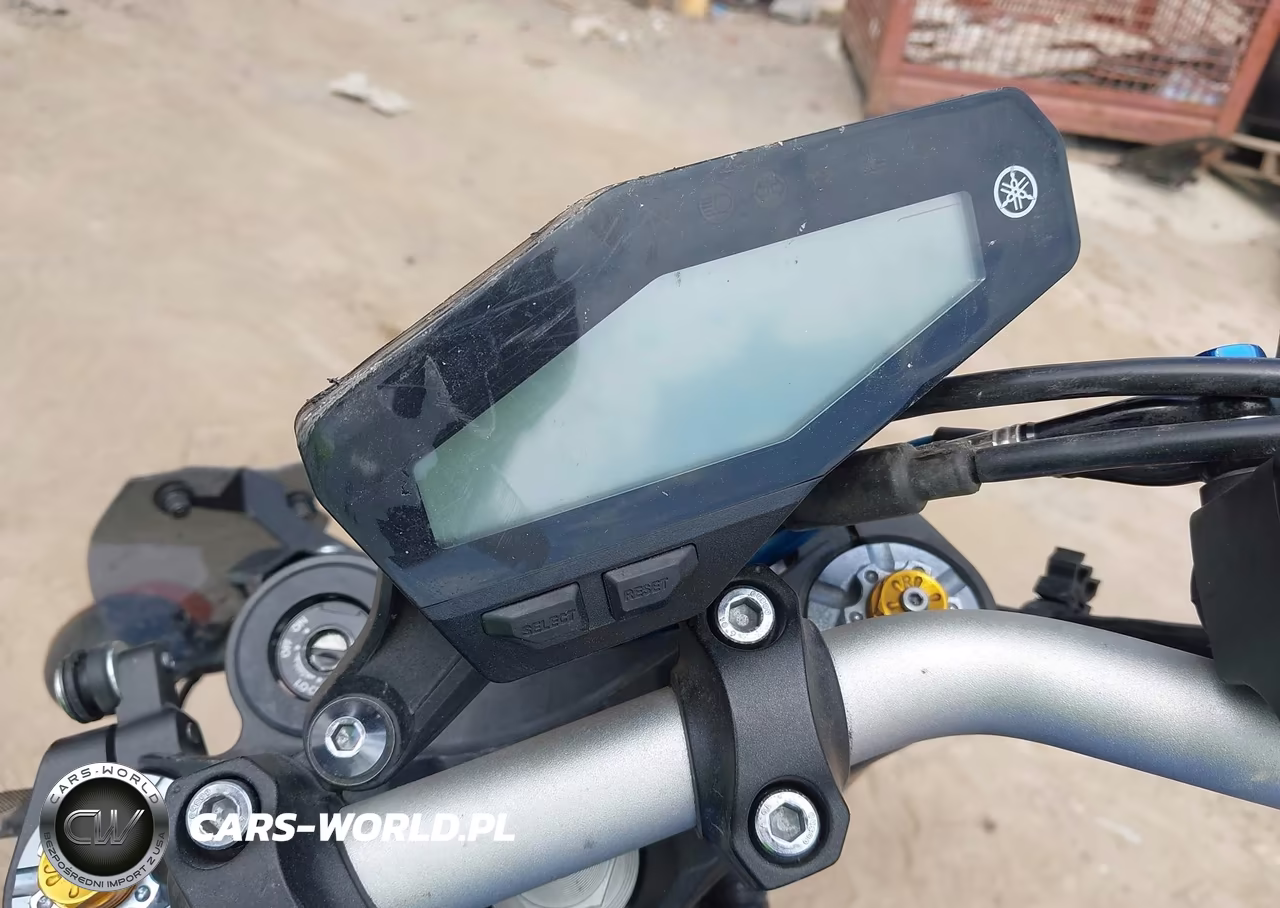 2016 Yamaha Fz09 VIN:JYARN33E2GA010076 - 7