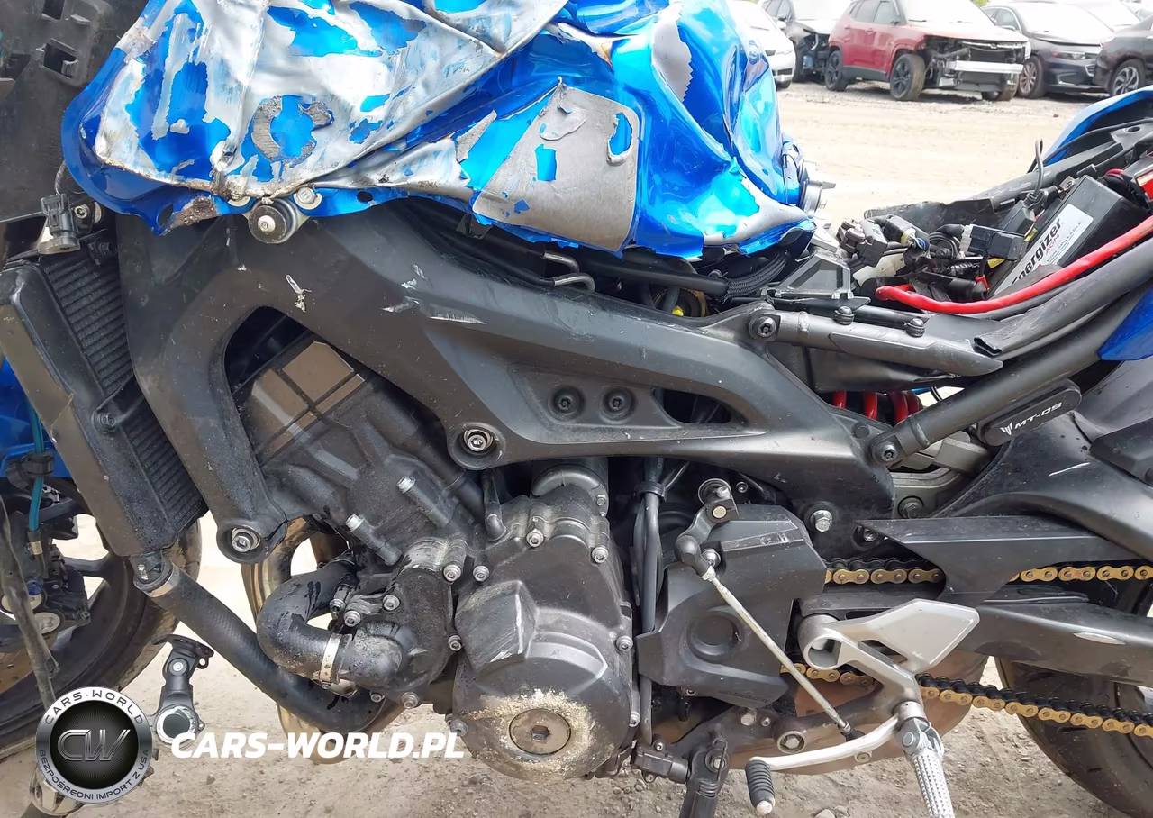 2016 Yamaha Fz09 VIN:JYARN33E2GA010076 - 9
