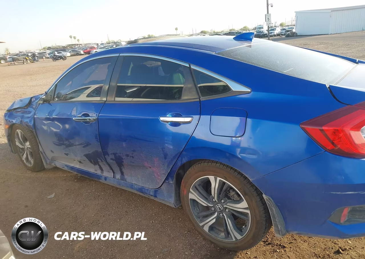 2017 Honda Civic Touring VIN:2HGFC1F92HH632908 - 14