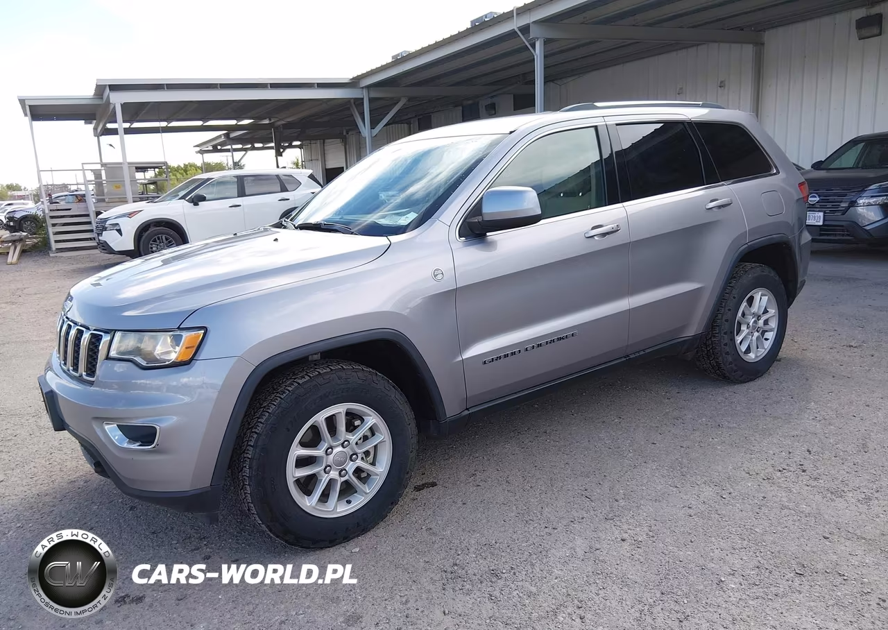 2019 Jeep Grand Cherokee Laredo E 4X4 VIN:1C4RJFAG9KC812613 - 2