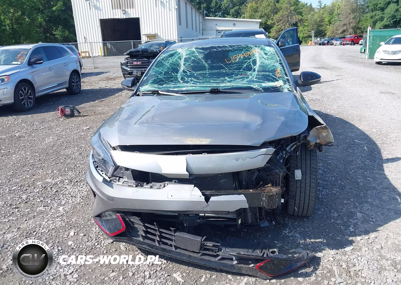 2022 Kia Forte Gt-Line VIN:3KPF54AD7NE499382 - 12