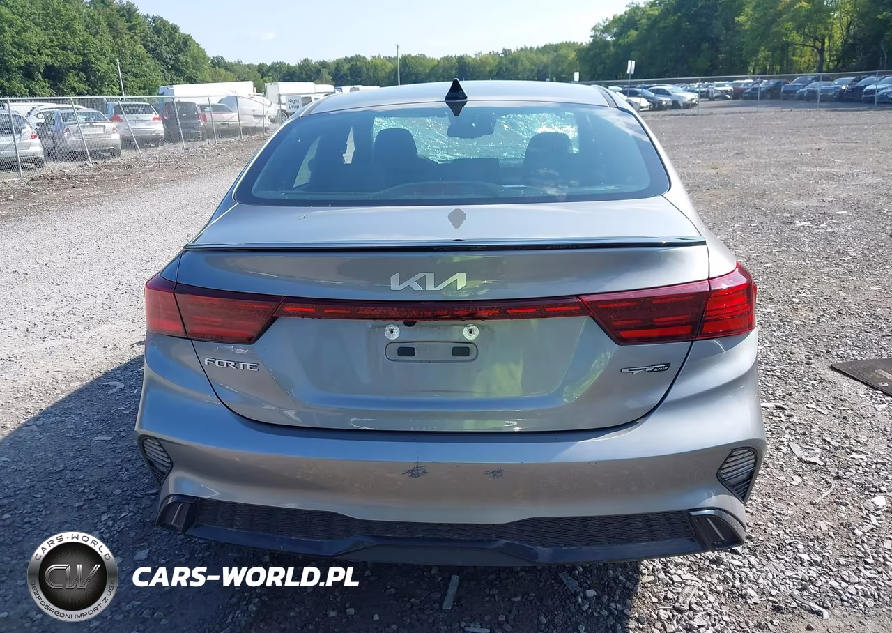 2022 Kia Forte Gt-Line VIN:3KPF54AD7NE499382 - 16