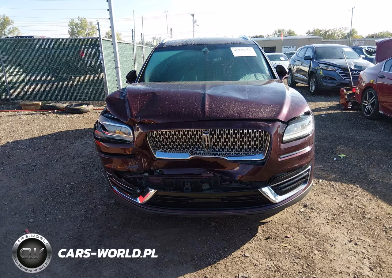 2020 Lincoln Nautilus Standard VIN:2LMPJ6J99LBL31397 - 12