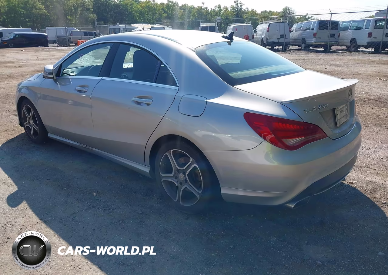 2014 Mercedes-Benz Cla 250 VIN:WDDSJ4EB9EN052038 - 3