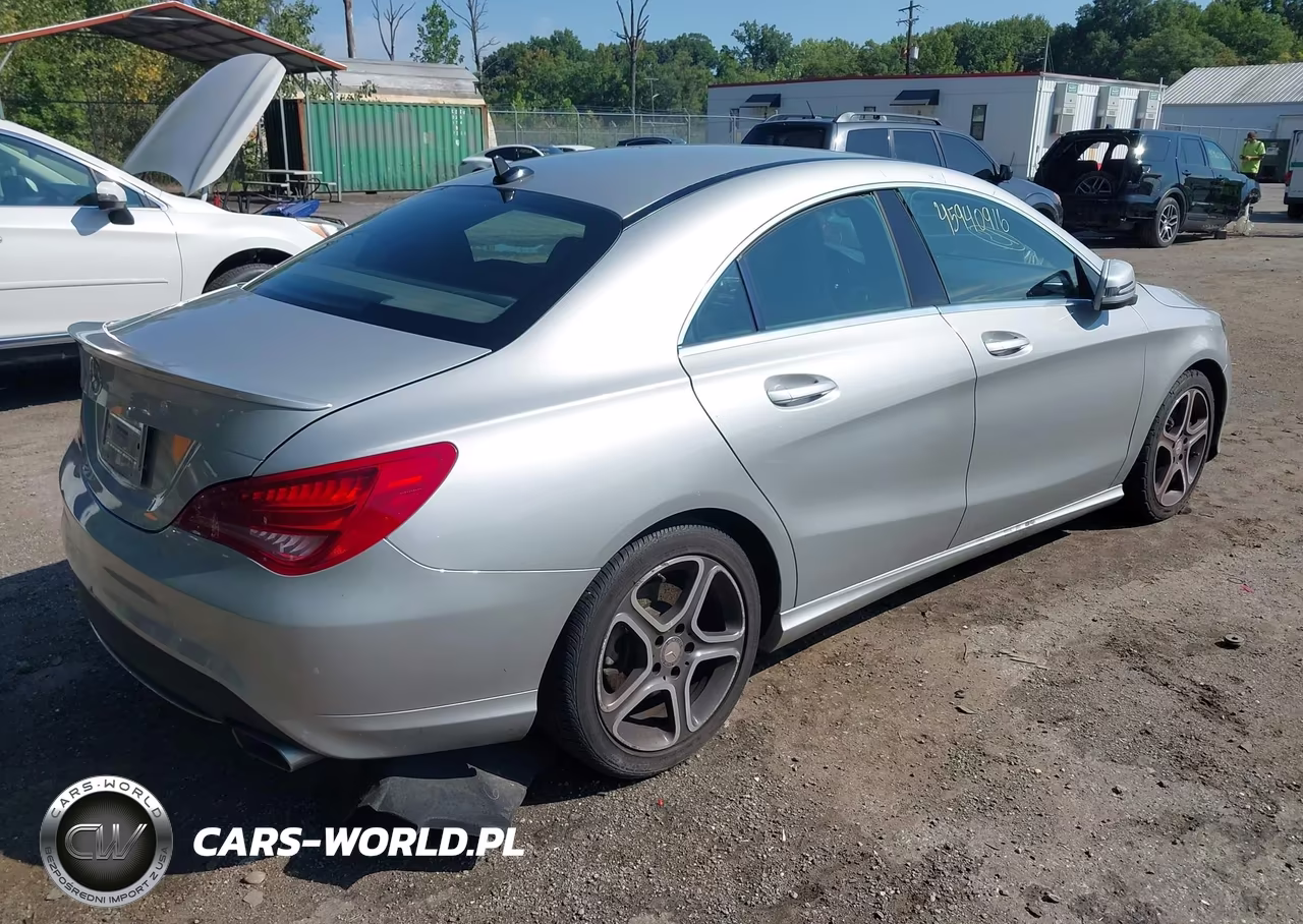 2014 Mercedes-Benz Cla 250 VIN:WDDSJ4EB9EN052038 - 4
