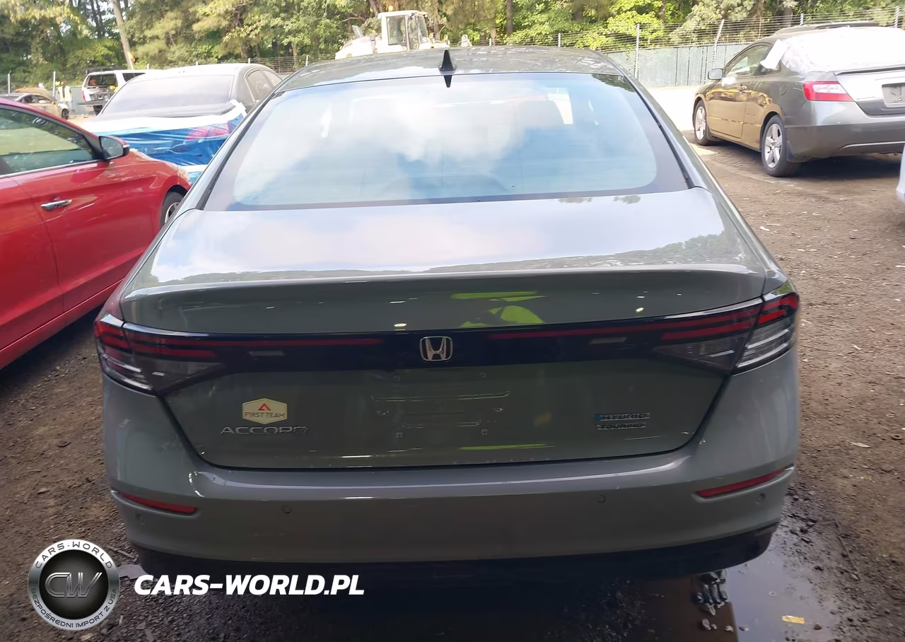 2025 Honda Accord Hybrid Touring VIN:1HGCY2F87SA021232 - 17