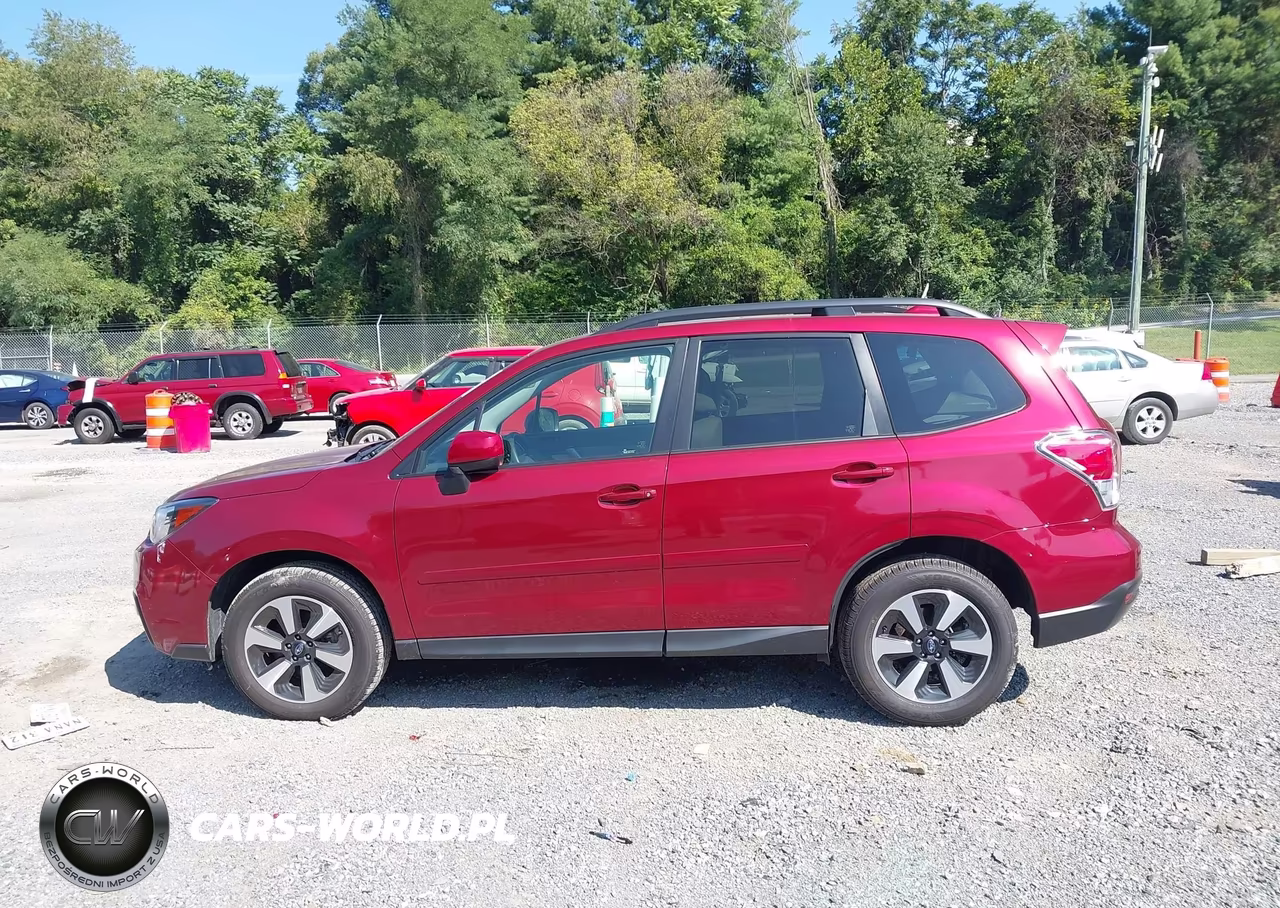 2018 Subaru Forester 2.5I Premium VIN:JF2SJAGC0JH579443 - 14