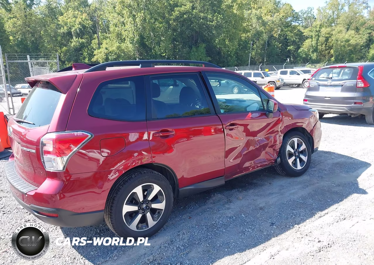 2018 Subaru Forester 2.5I Premium VIN:JF2SJAGC0JH579443 - 4