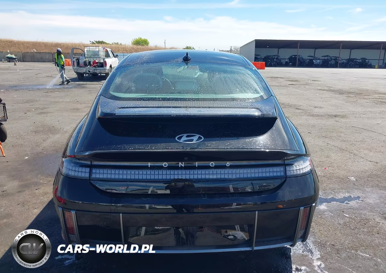 2025 Hyundai Ioniq 6 Limited VIN:KMHM54AA3SA115590 - 16