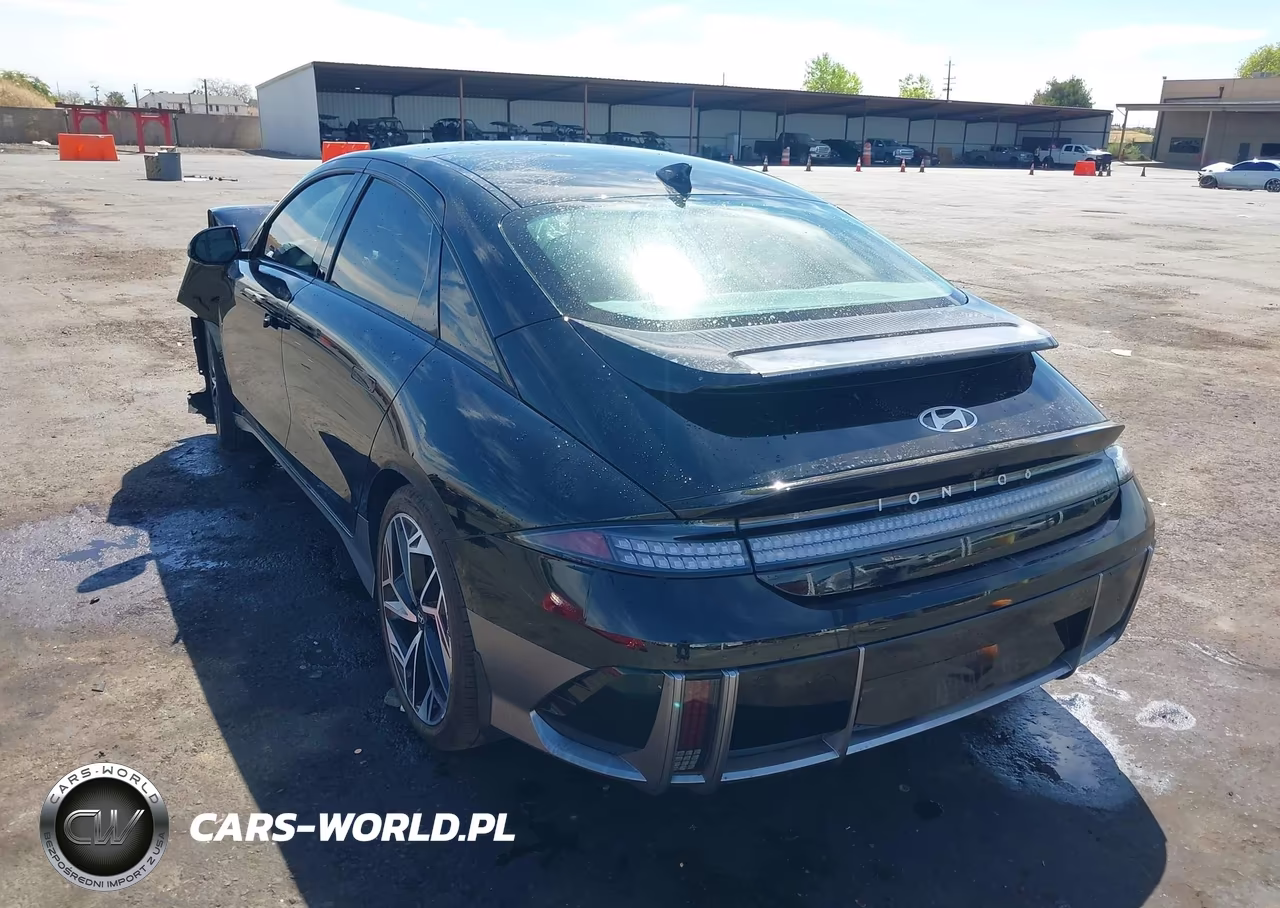 2025 Hyundai Ioniq 6 Limited VIN:KMHM54AA3SA115590 - 3