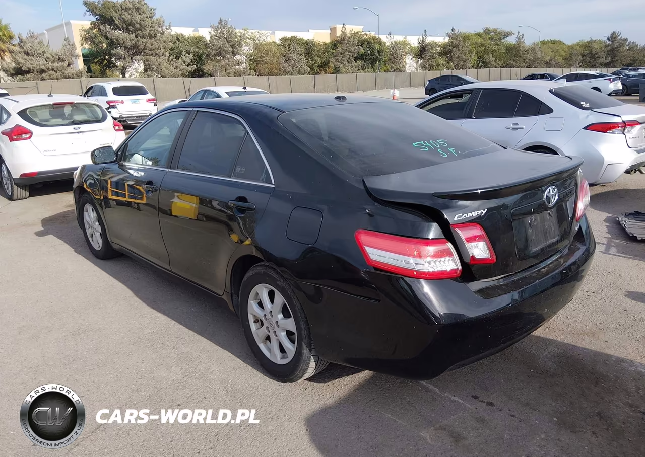 2010 Toyota Camry Le VIN:4T4BF3EK1AR082349 - 3