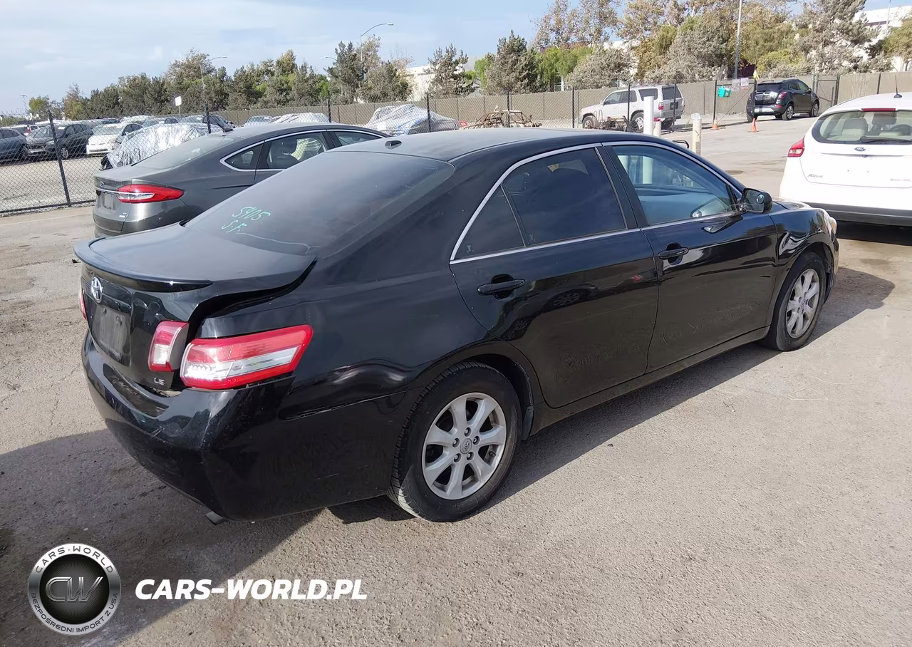 2010 Toyota Camry Le VIN:4T4BF3EK1AR082349 - 4