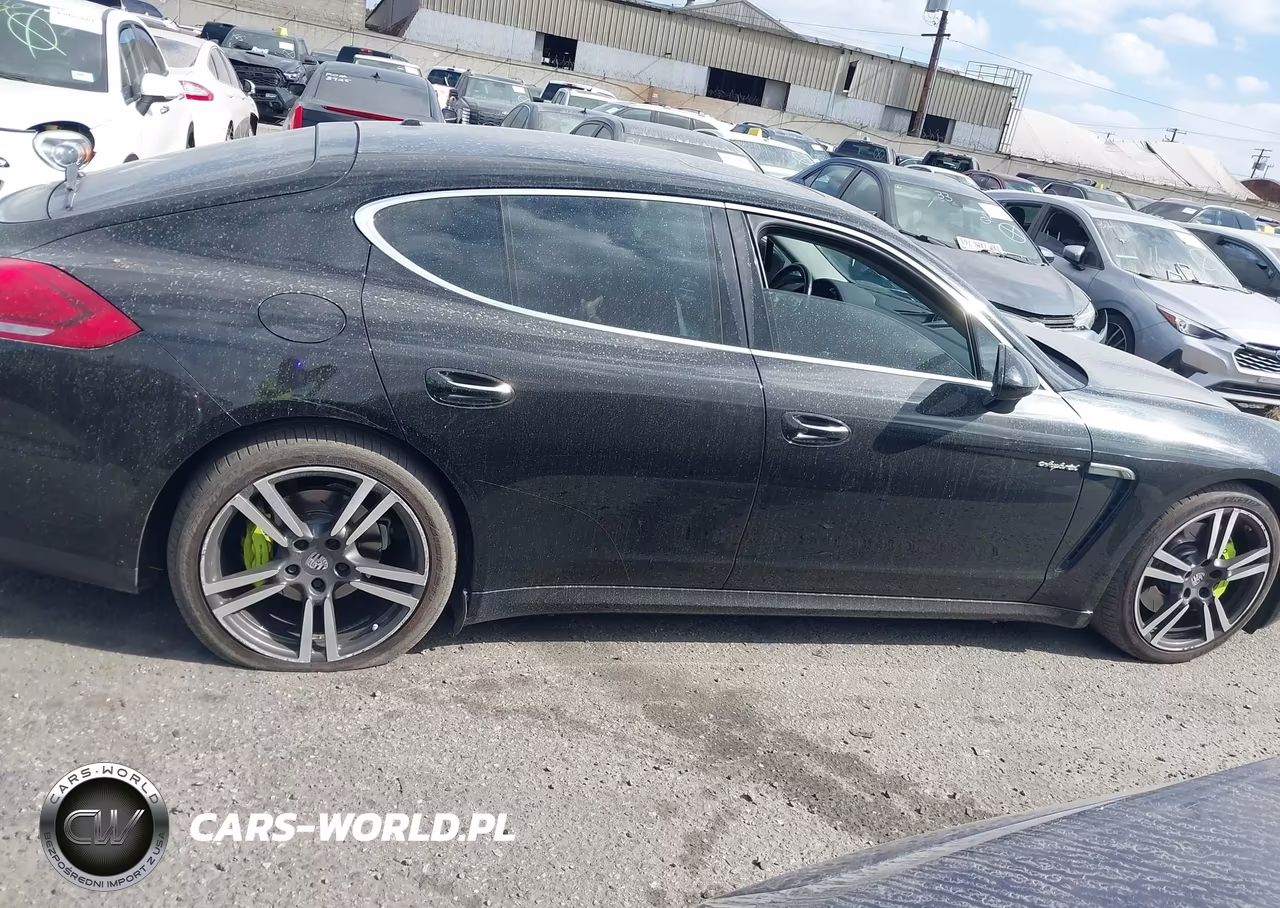 2016 Porsche Panamera E-Hybrid S VIN:WP0AD2A78GL040044 - 13