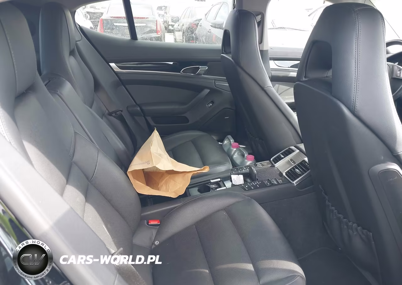 2016 Porsche Panamera E-Hybrid S VIN:WP0AD2A78GL040044 - 8
