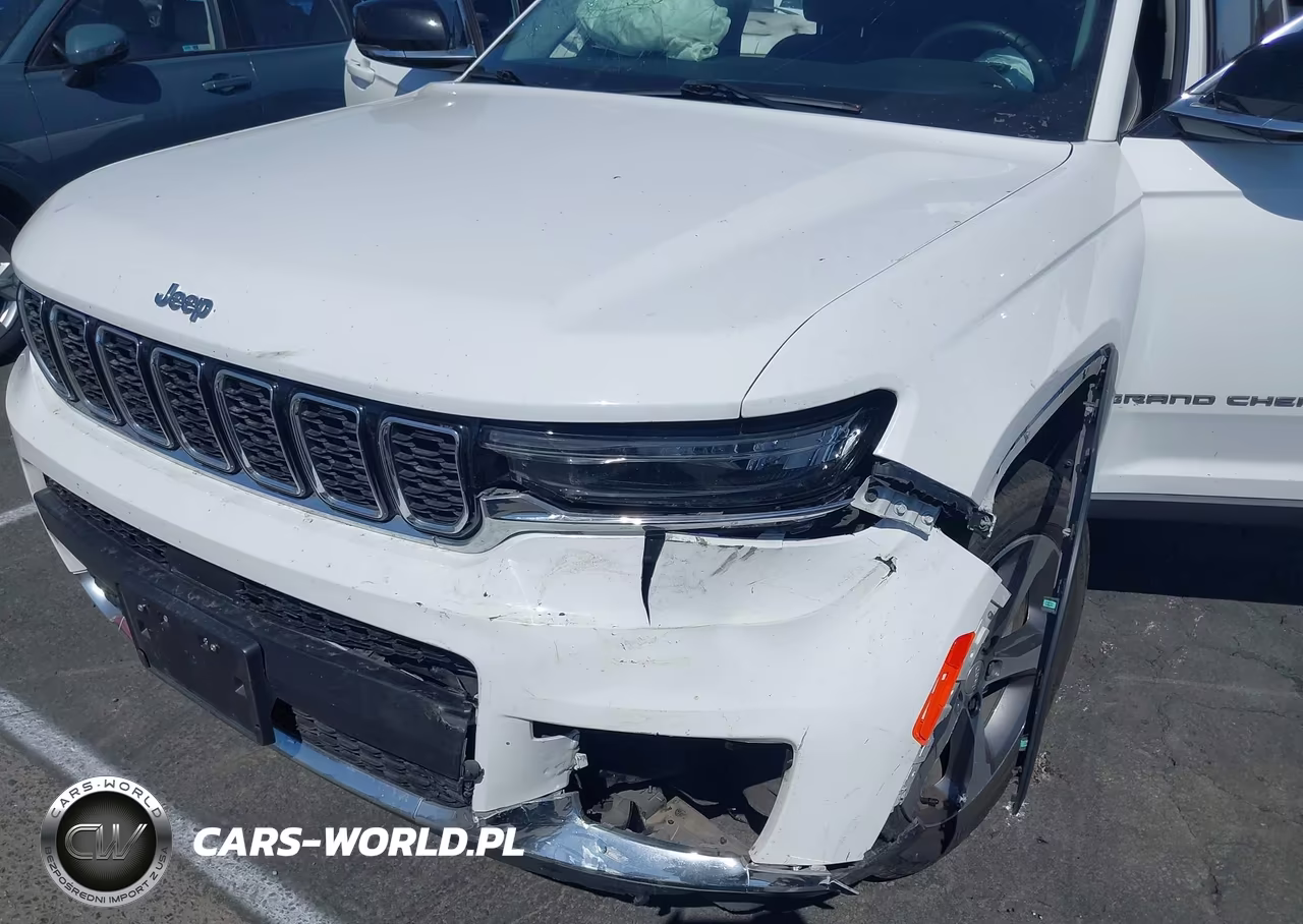 2023 Jeep Grand Cherokee L Limited 4X4 VIN:1C4RJKBG6P8744255 - 6
