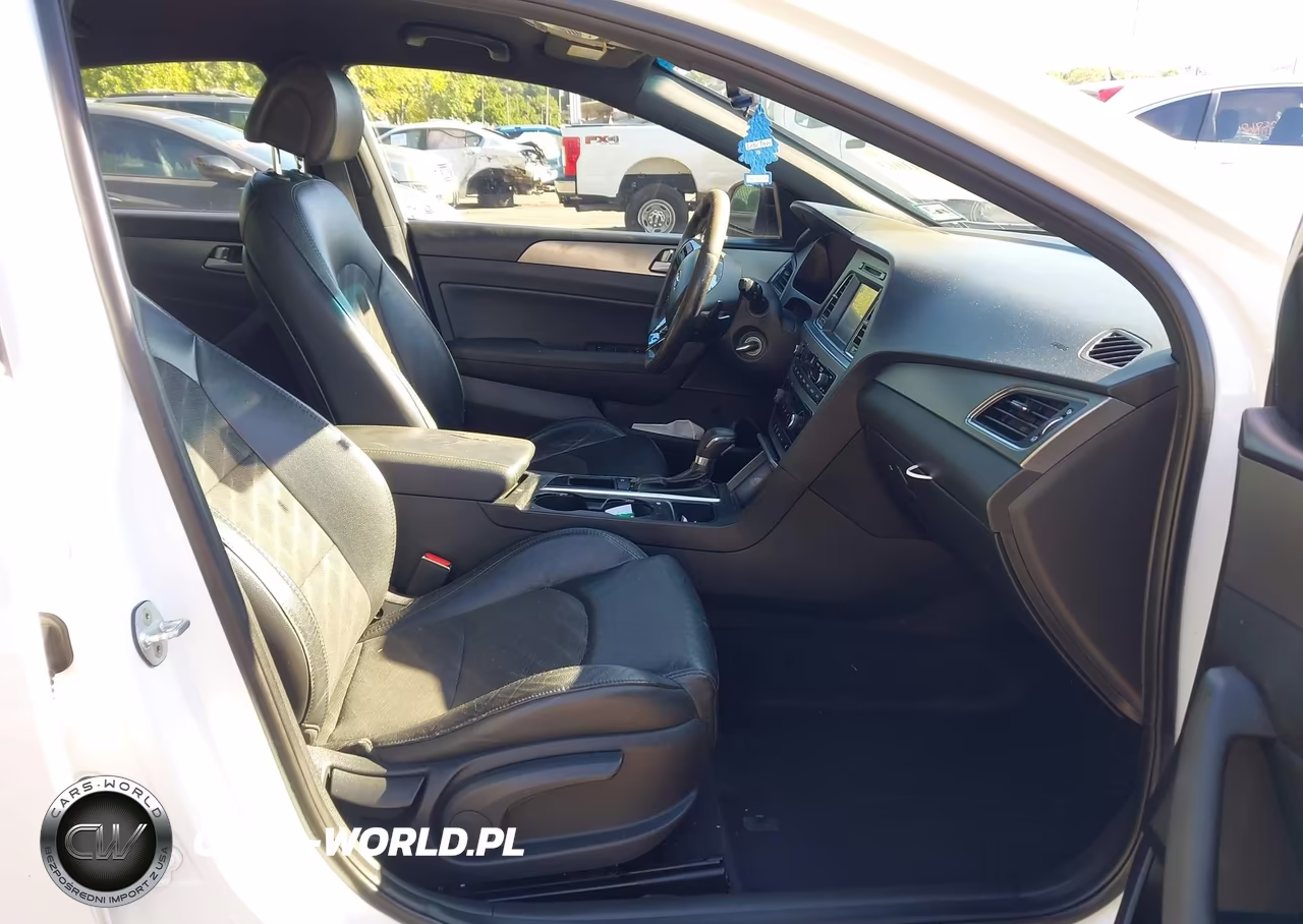 2017 Hyundai Sonata Sport 2.0T VIN:5NPE34AB5HH531116 - 5