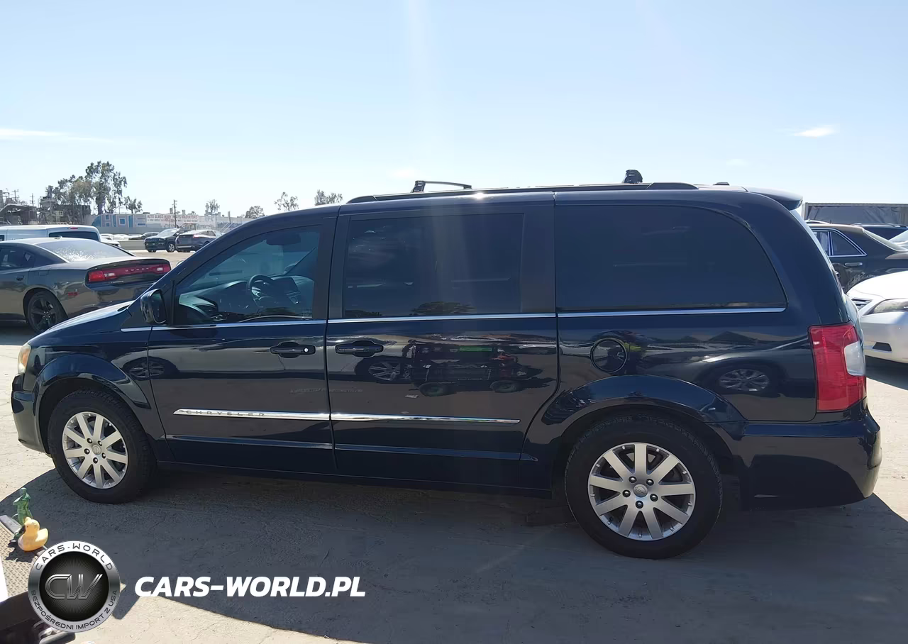 2014 Chrysler Town & Country Touring VIN:2C4RC1BG5ER446947 - 14
