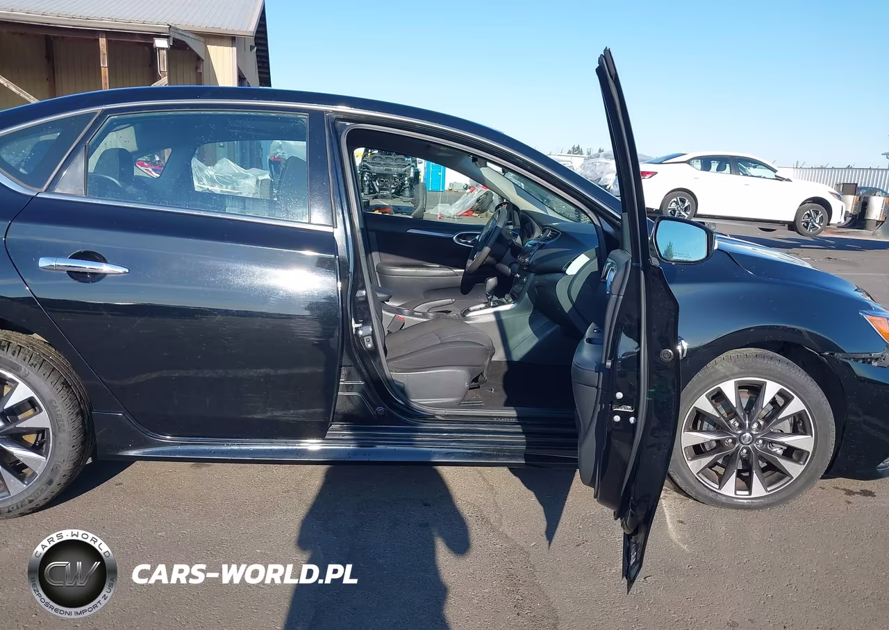 2017 Nissan Sentra Sr Turbo VIN:3N1CB7AP5HY247840 - 5