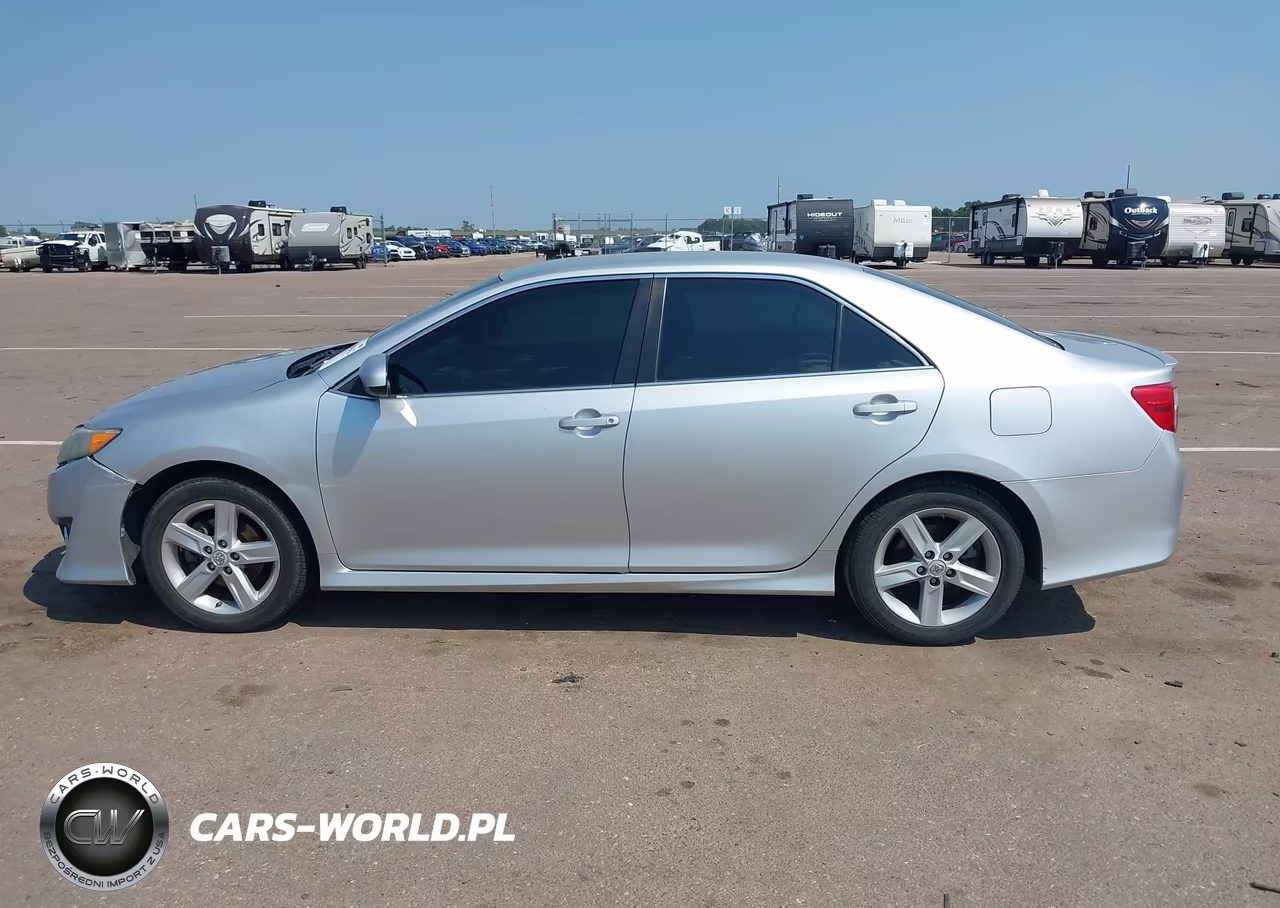 2013 Toyota Camry Se VIN:4T1BF1FK0DU221209 - 14