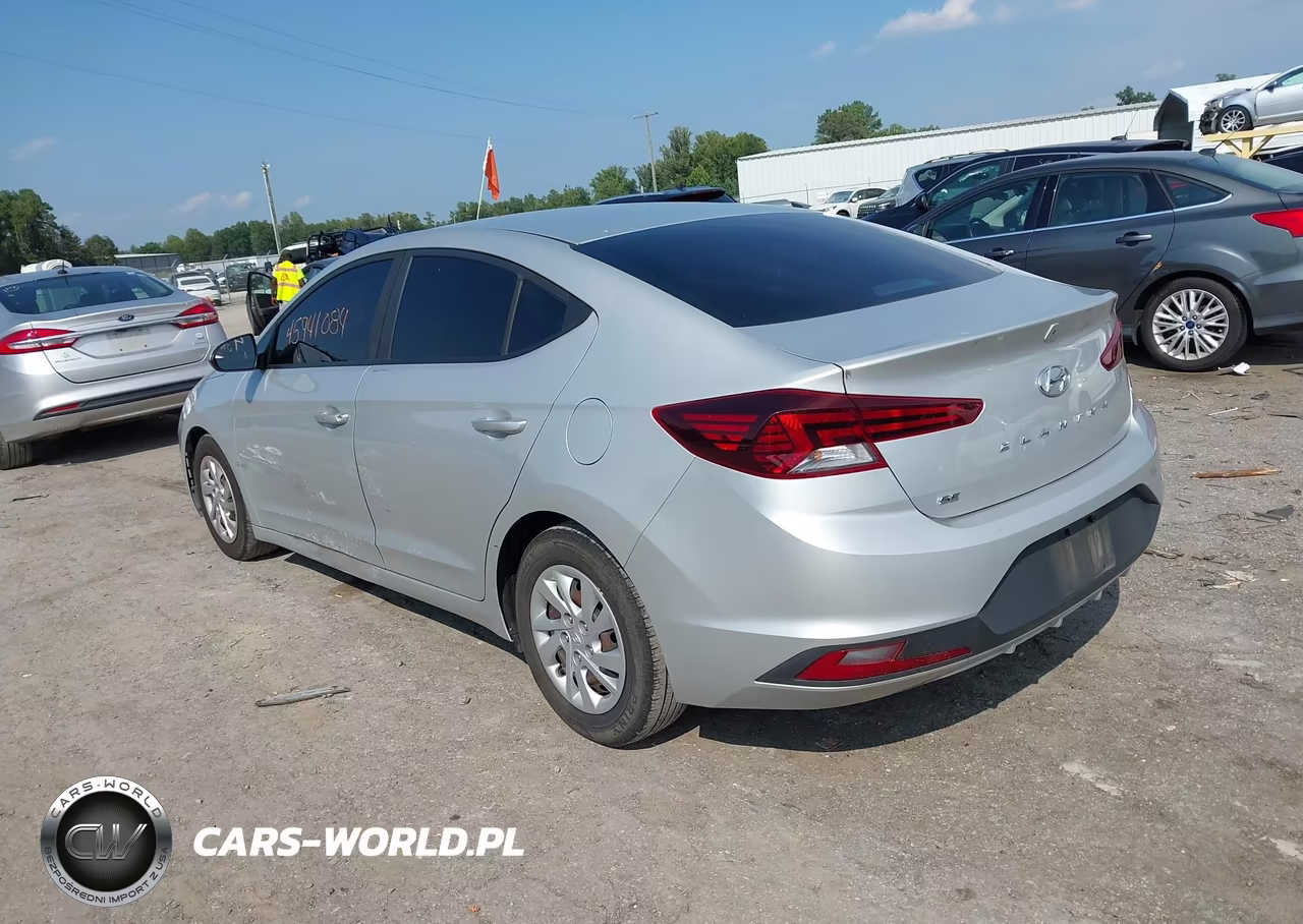 2019 Hyundai Elantra Se VIN:5NPD74LF0KH469065 - 3
