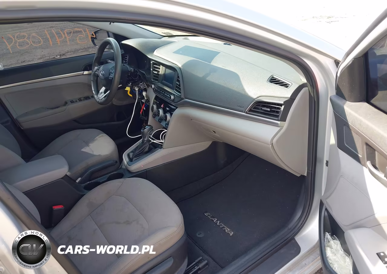 2019 Hyundai Elantra Se VIN:5NPD74LF0KH469065 - 5