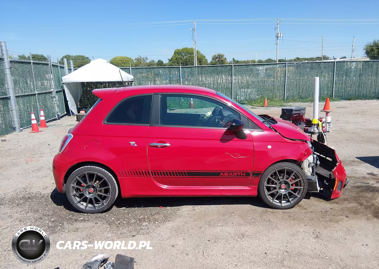 2017 Fiat 500 Abarth VIN:3C3CFFFH2HT542649 - 12