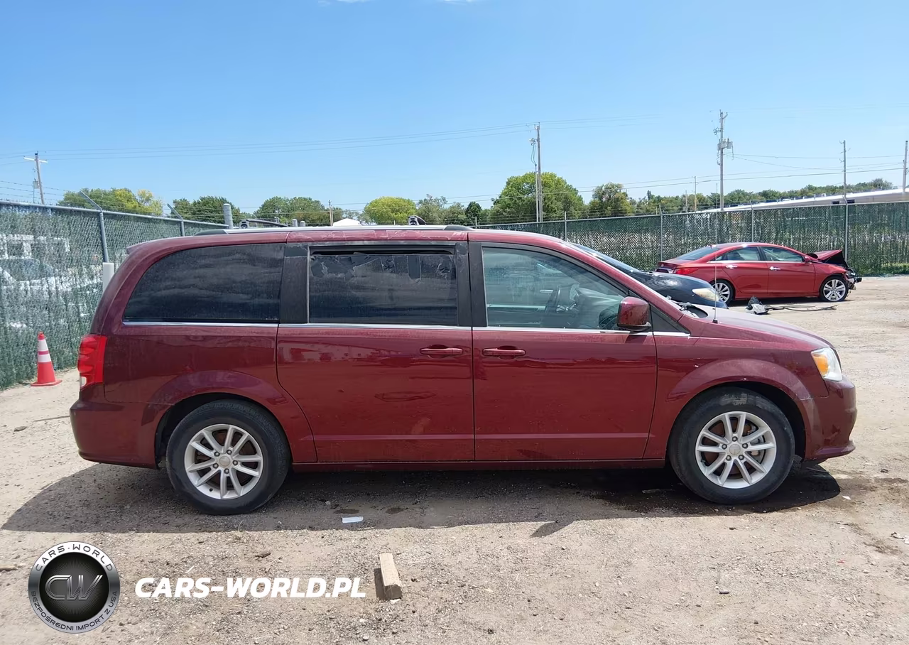 2018 Dodge Grand Caravan Sxt VIN:2C4RDGCG7JR134105 - 13