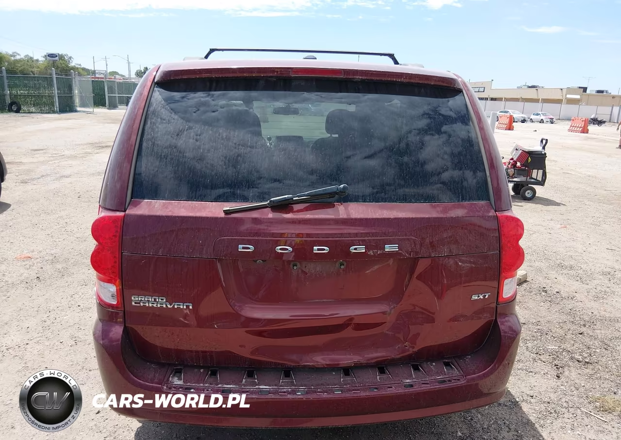 2018 Dodge Grand Caravan Sxt VIN:2C4RDGCG7JR134105 - 16