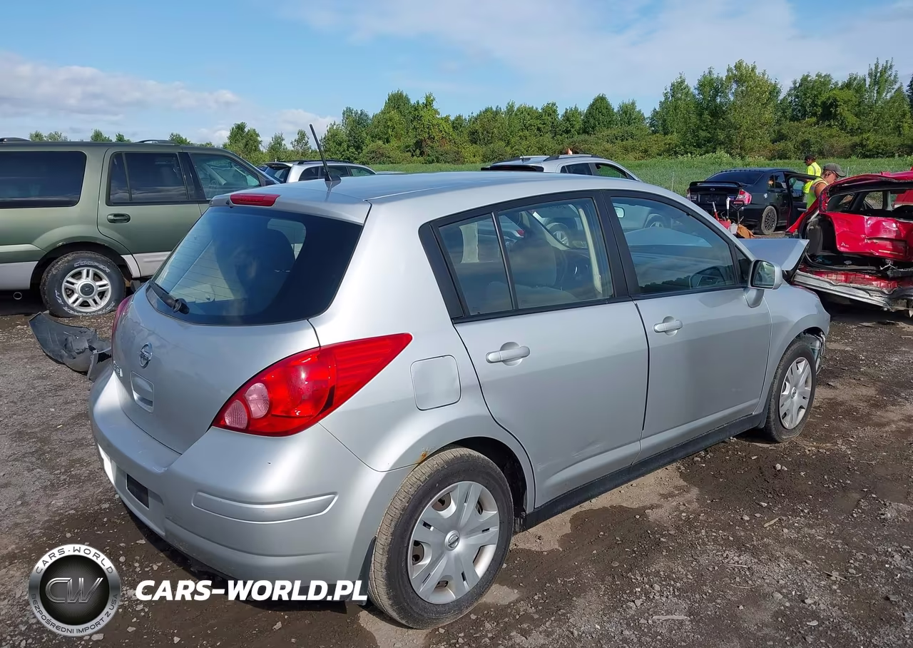 2011 Nissan Versa 1.8S VIN:3N1BC1CP7BL439669 - 4