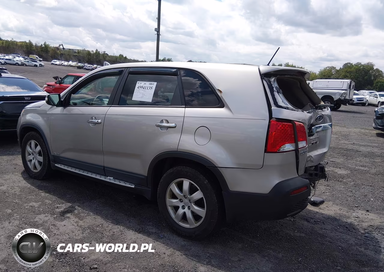 2013 Kia Sorento Lx VIN:5XYKTCA62DG359998 - 3