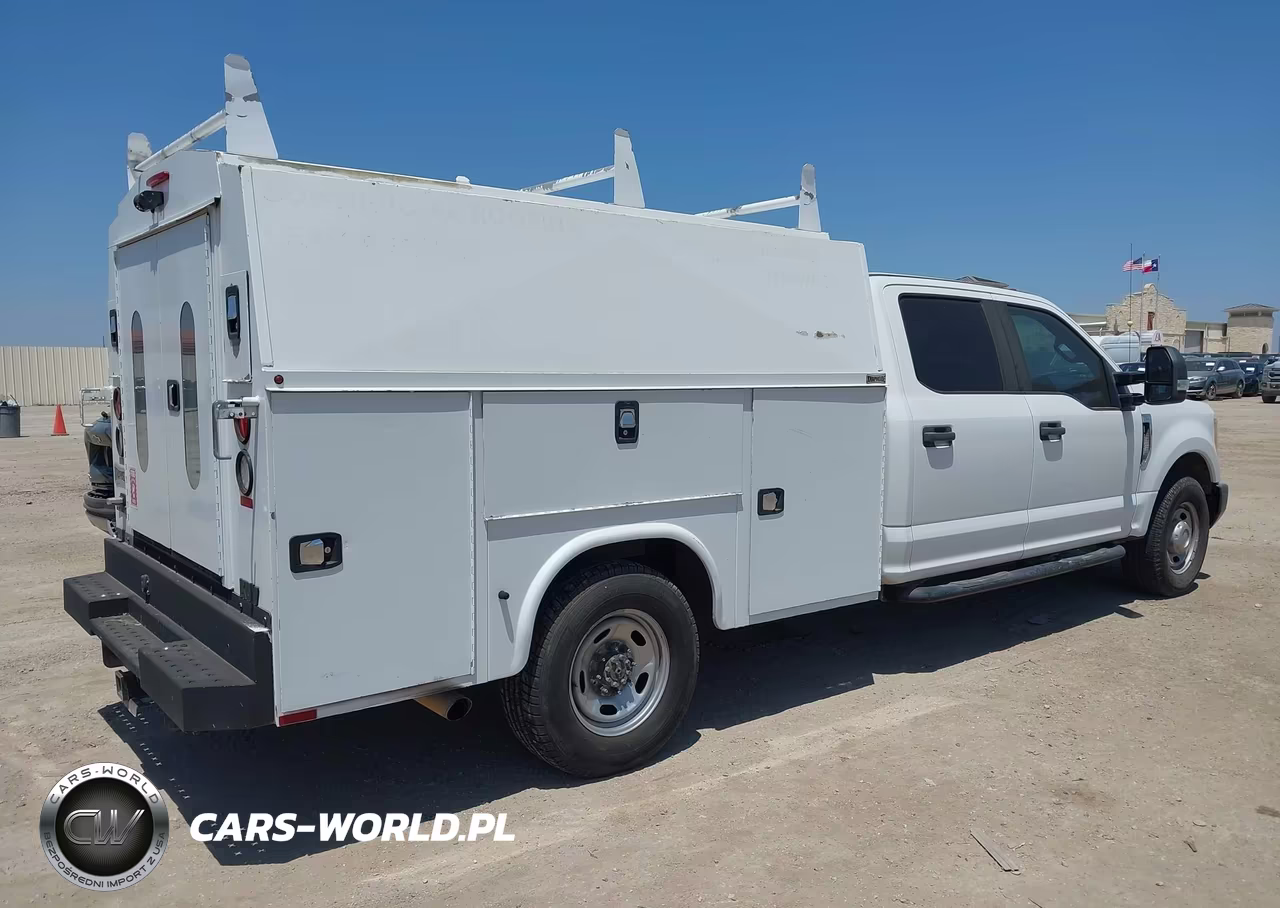 2017 Ford F-350 Chassis Xl VIN:1FD7W3E62HED87205 - 4