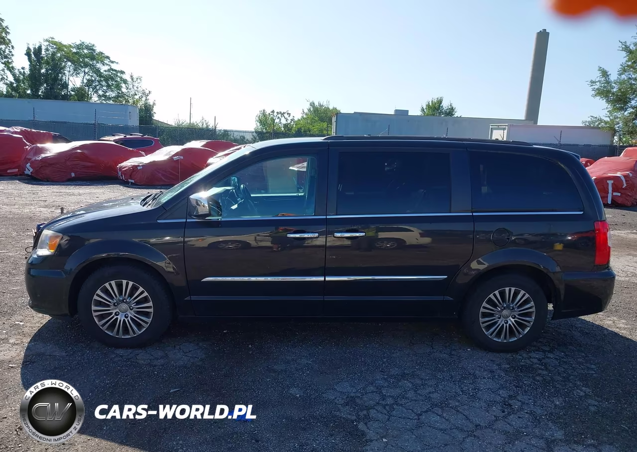 2014 Chrysler Town & Country Touring-L VIN:2C4RC1CG6ER303892 - 14