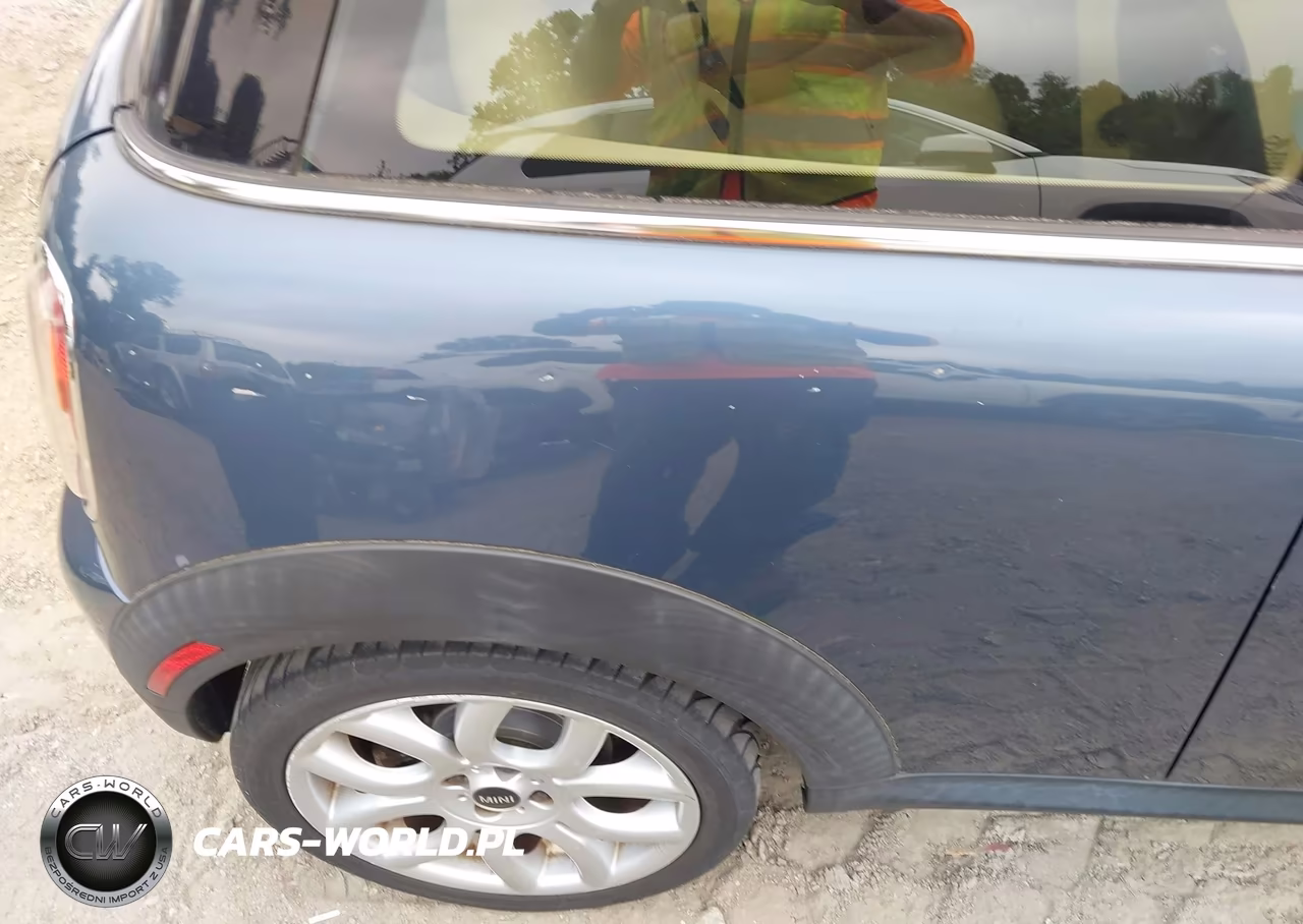 2010 Mini Cooper S VIN:WMWMF7C56ATX43873 - 14