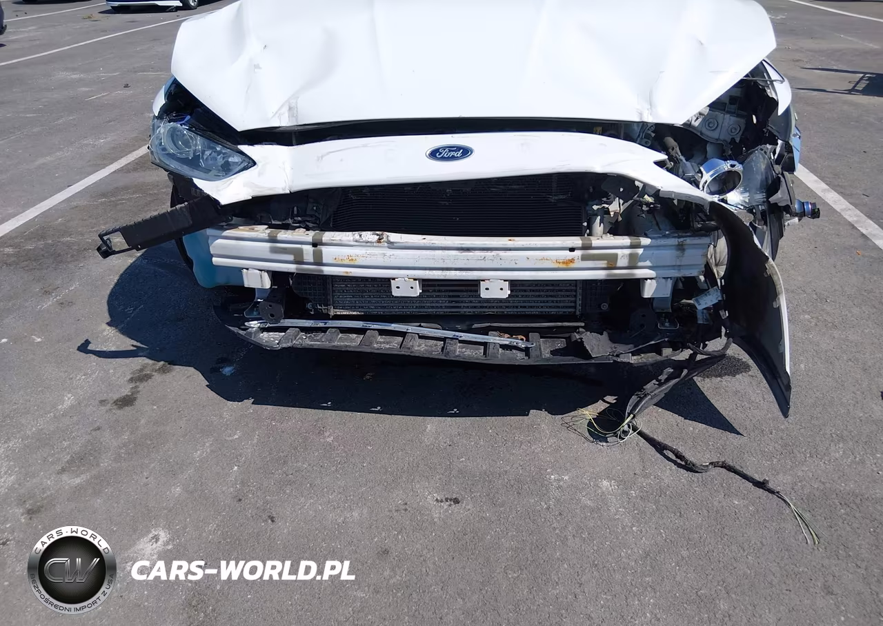 2013 Ford Fusion Se VIN:3FA6P0HR4DR319163 - 4