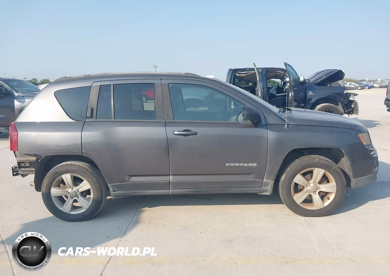 2016 Jeep Compass Sport VIN:1C4NJCBA6GD568783 - 14