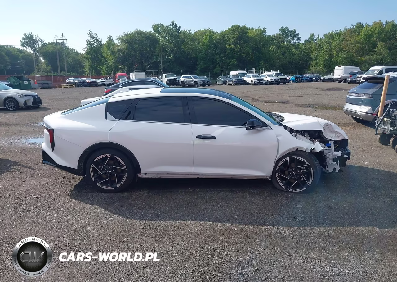2025 Kia K4 Gt-Line VIN:3KPFW4DE7SE241960 - 13