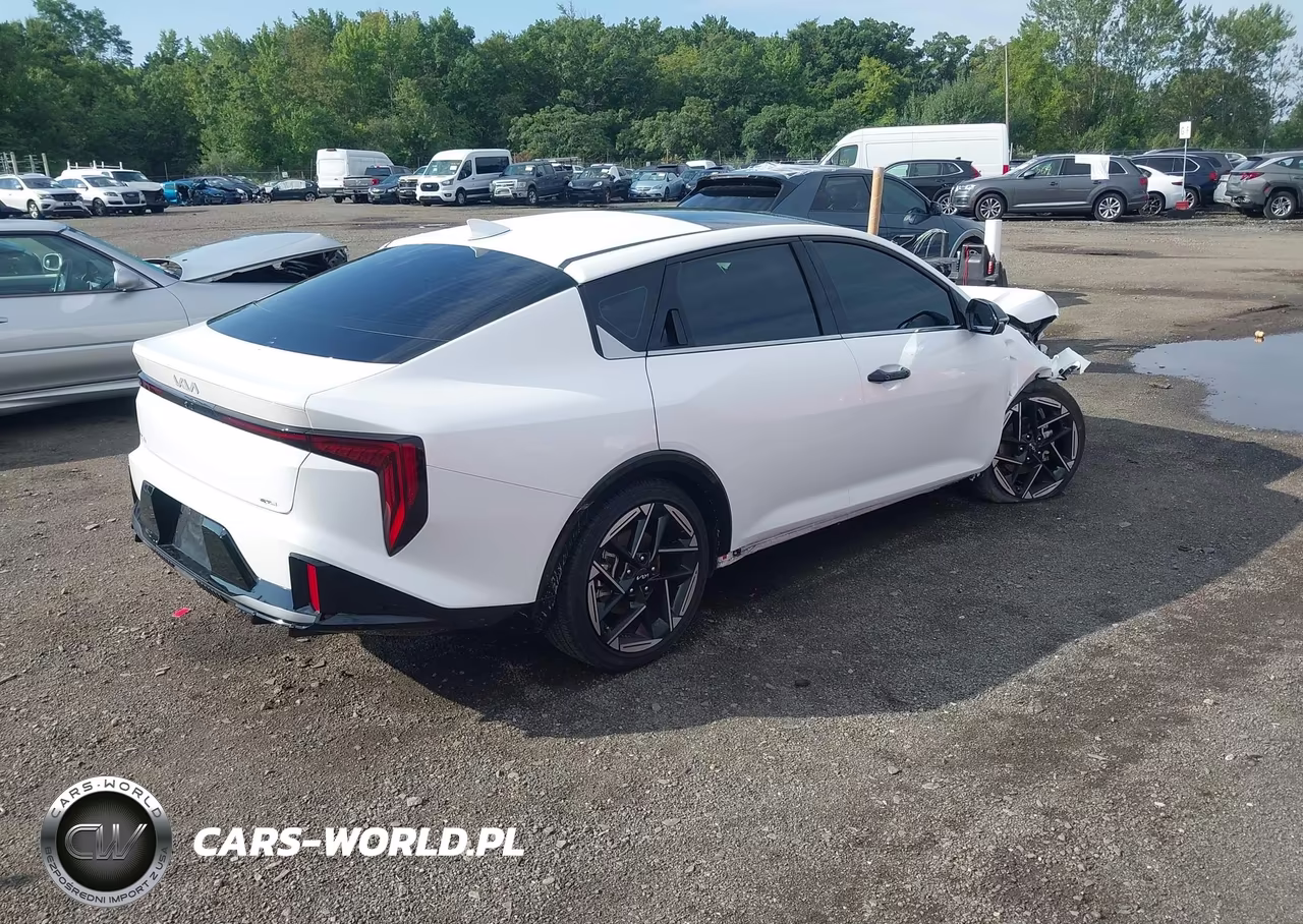 2025 Kia K4 Gt-Line VIN:3KPFW4DE7SE241960 - 4