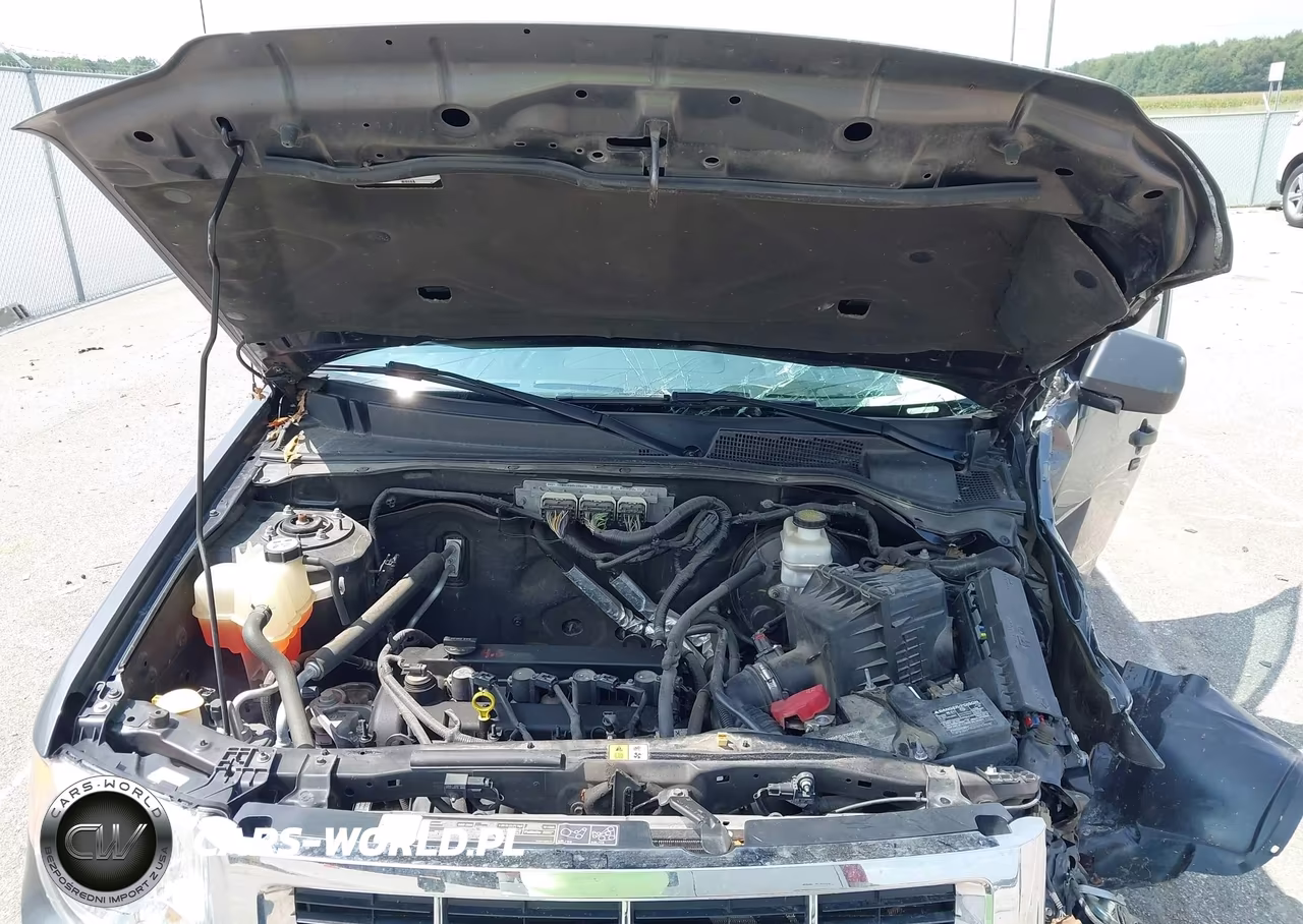 2010 Ford Escape Xlt VIN:1FMCU0D7XAKA63522 - 10