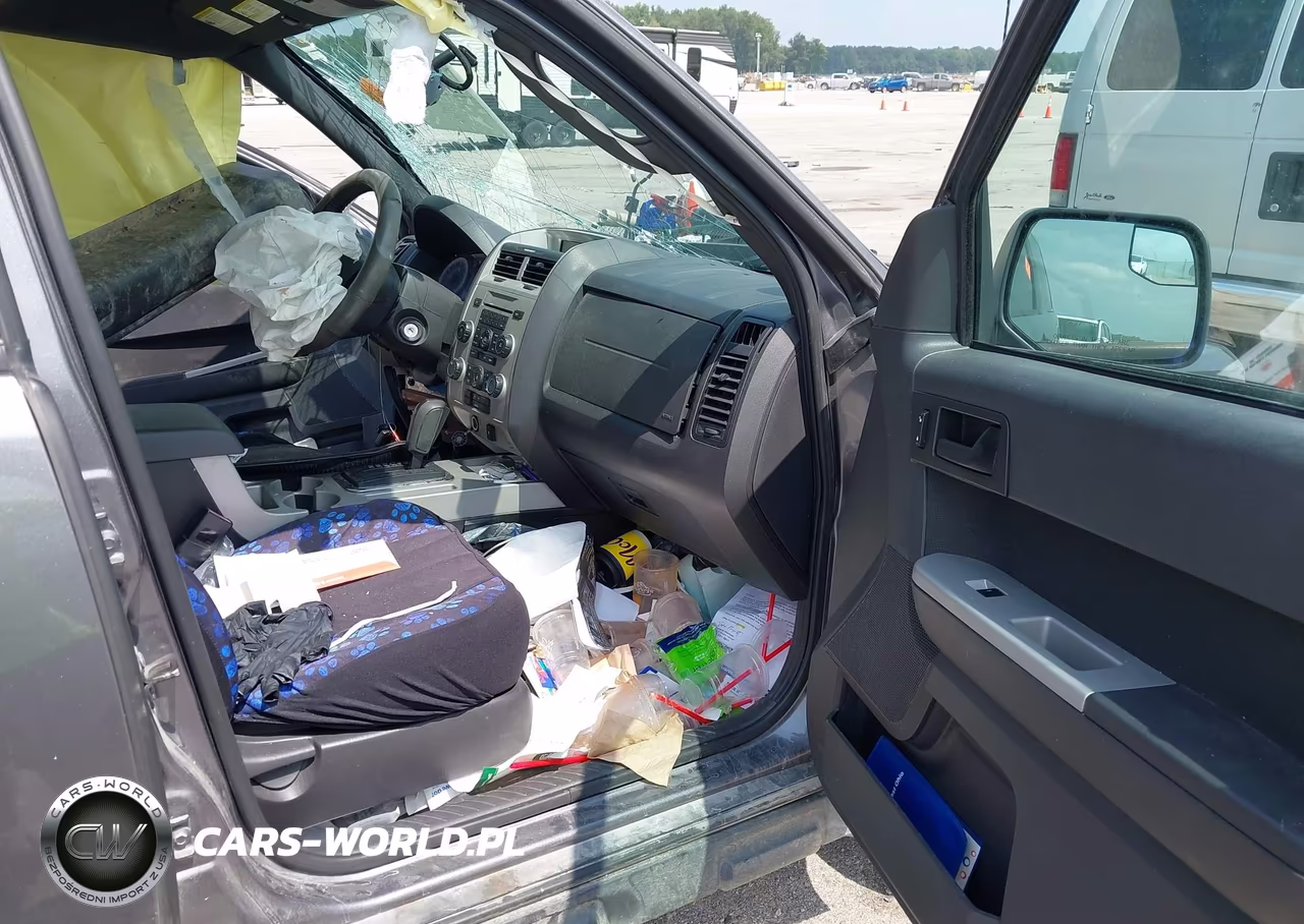 2010 Ford Escape Xlt VIN:1FMCU0D7XAKA63522 - 5